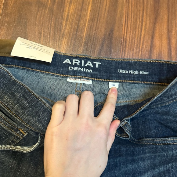 Ariat Women’s High Rise Pasadena Denim Jeans - Picture 3 of 5